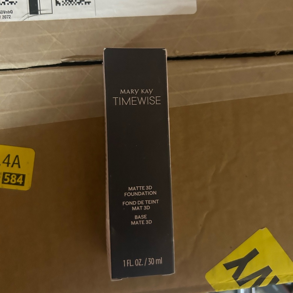 Mary Kay Matte 3D Foundation